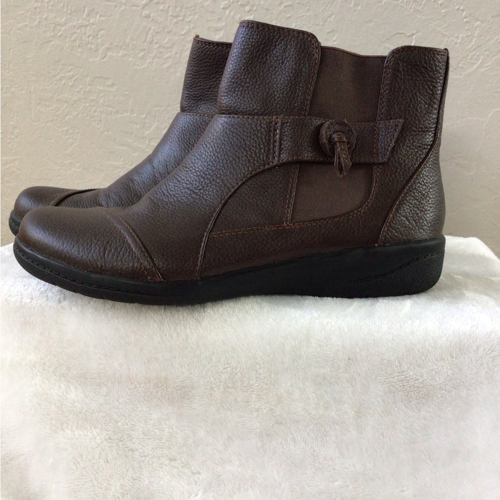 Clarks Women's Brown Ankle Boots
